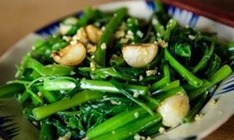Ăn 5kg rau bina không tốt bằng 1kg rau dân dã này của người Việt: Là "thuốc bổ gan" tự nhiên, mặt giảm nám và ngủ ngon