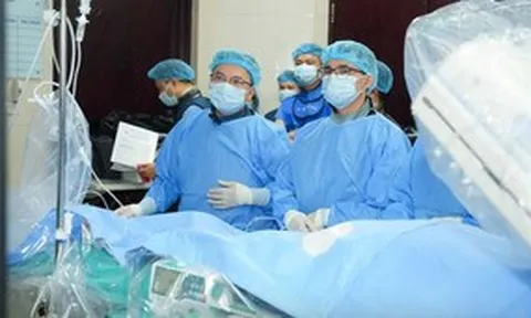 Chủ quan huyết áp cao, người đàn ông 40 tuổi suy thận giai đoạn cuối