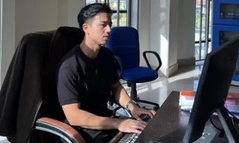 Sếp nhà người ta: Tăng ca 1 hôm cho nghỉ bù 2 ngày, cách phản hồi khi nhân viên ốm được dân mạng chấm 100 điểm