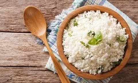 Bác sĩ Nhật tiết lộ "3 yếu tố vàng" chống lão hóa: Thêm thứ này vào cơm trắng giúp giảm 24% đường huyết sau ăn