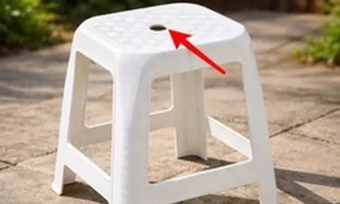Vì sao trên mặt ghế nhựa luôn có một lỗ tròn? 90% người dùng chưa biết hết công dụng thật