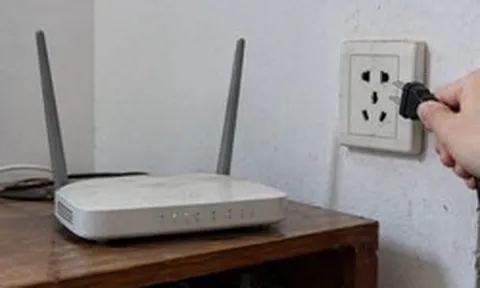Lời khuyên cho những gia đình hay tắt WiFi bằng cách rút phích cắm