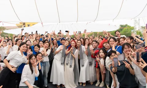 Năng lượng sinh viên vùng cao khiến nghệ sĩ muốn quay lại nhiều lần