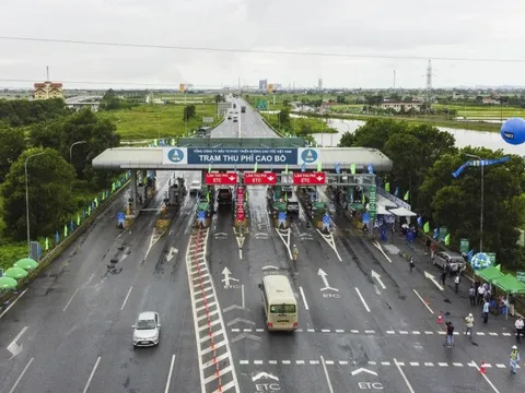 Từ tháng 10, hơn 4 triệu ô tô có thể sẽ không được qua trạm thu phí nếu chủ phương tiện không thực hiện việc sau