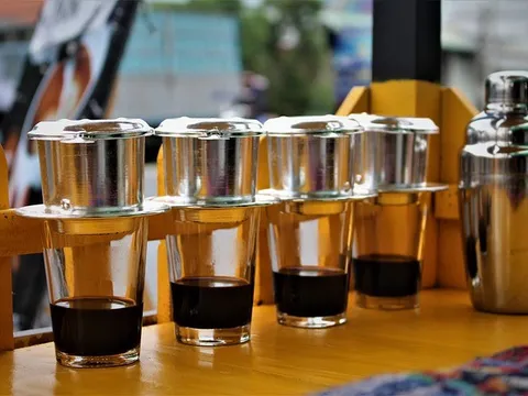 Nên uống bao nhiêu cốc cà phê mỗi ngày là tốt nhất? Chuyên gia có câu trả lời khiến nhiều người thay đổi suy nghĩ lâu nay