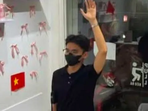 Quán trà ở Hà Nội lên tiếng về thông tin "tổng tài" trong vụ đánh người, chụp ảnh quảng cáo cho quán