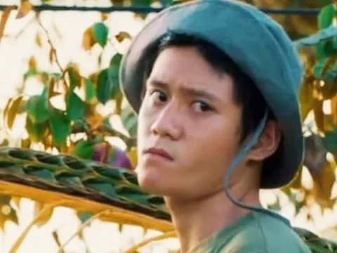 Nam diễn viên phim "Mưa đỏ" tái xuất điện ảnh gây bất ngờ với tạo hình khác biệt