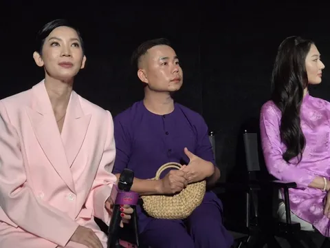 Xuân Lan bật khóc vì Tú "Mưa đỏ"