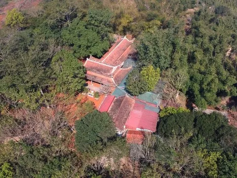 Di tích Am Tiên nề nếp hơn sau chỉnh trang, sẽ mở cửa đón khách từ 19/1