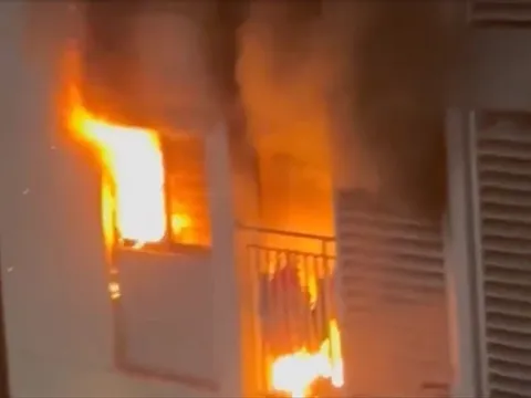 Vụ cháy chung cư ở TP.HCM: 2 mẹ con tử vong, bé út tiên lượng nặng 0