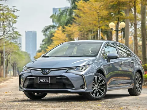 Khách Việt quay lưng với sedan: Phân khúc gầm thấp đối mặt kỷ nguyên suy thoái 0