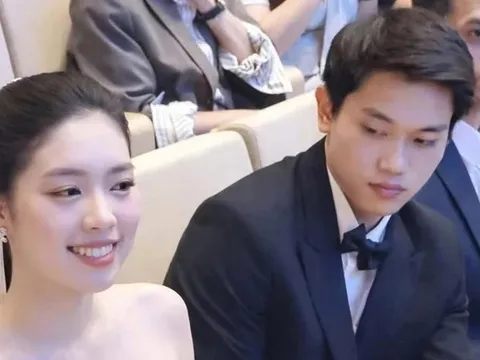 Cái liếc mắt của tiền đạo Đình Bắc khiến dân mạng xôn xao