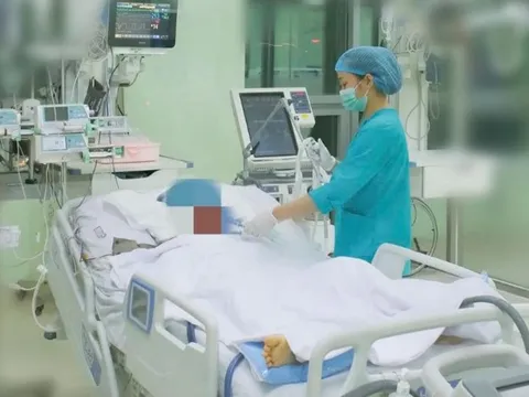 Ngừng tim đột ngột: 5 phút 'vàng' quyết định sinh tử ai cũng cần biết 0