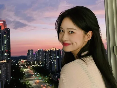 Khi sếp hỏi “Nhận xét thật về anh nhé”, người EQ thấp chỉ biết nịnh, người EQ cao đáp 1 câu khiến sếp vừa vui vừa tự soi lại mình