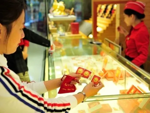 Người mua vàng chú ý: Thủ đoạn lừa đảo cực tinh vi, đã có người mất sạch tiền tiết kiệm