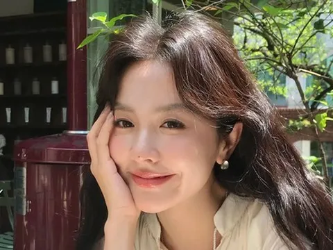 5 loại nước được bác sĩ ví như "kem dưỡng trắng da từ bên trong", phụ nữ sau tuổi 40 nhất định phải chăm uống