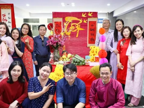 'Mưa thưởng Tết' ở các trường đại học tại TPHCM