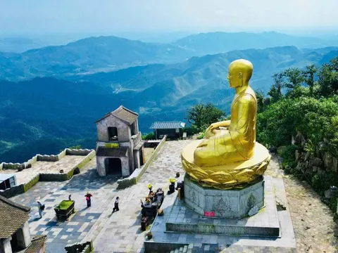 Miễn phí tham quan Quần thể Di tích và danh thắng Yên Tử trong 3 năm