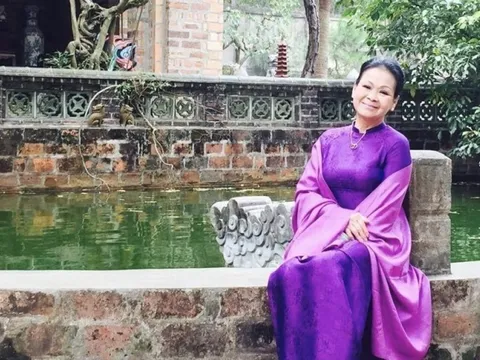 Sau cơn đột quỵ, cuộc sống của nữ danh ca bị kiểm soát chặt chẽ