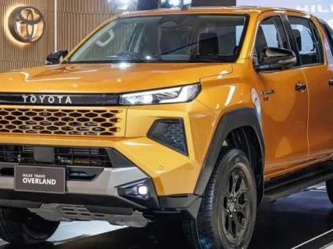 Bảng giá xe Toyota Hilux mới nhất tháng 2/2026 0