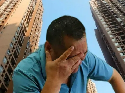 Người đàn ông tất toán sổ tiết kiệm hơn 2,2 tỷ đồng để mua chung cư, 7 năm sau giá tăng gấp đôi nhưng nói: “Tôi không dám vui”