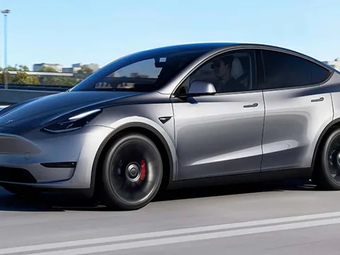 Hạ giá ồ ạt, ngành ô tô Trung Quốc thiệt hại 68 tỷ USD 0