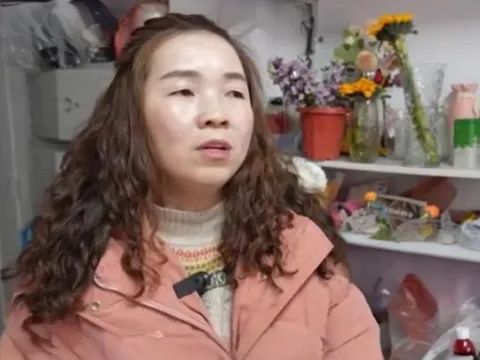 Sao kê tài khoản ngân hàng của 1 chủ tiệm hoa, cảnh sát phát hiện hơn 195 triệu đồng liên quan đến đường dây lừa đảo