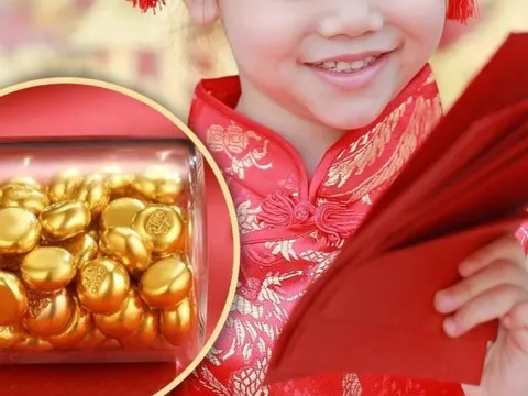 Bé gái 10 tuổi lãi đậm nhờ dùng tiền mừng tuổi dịp Tết để mua vàng