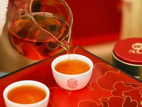 5 loại trà đã được thêm vào “DANH SÁCH ĐEN” của gan, đừng uống cũng đừng đem mời khách!