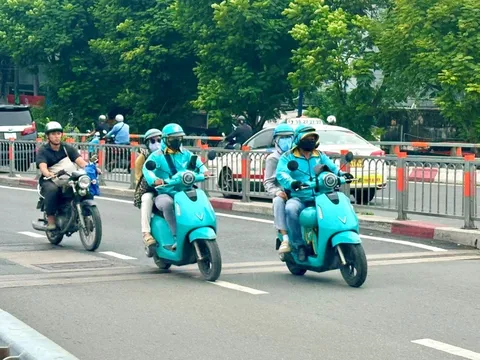 Xe điện dẫn dắt cuộc đua đặt xe công nghệ 0