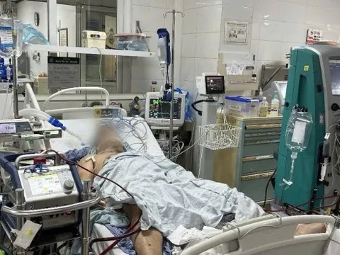Ngừng tim sau 5 phút nhập viện, người đàn ông 43 tuổi giành lại sự sống nhờ ECMO 0