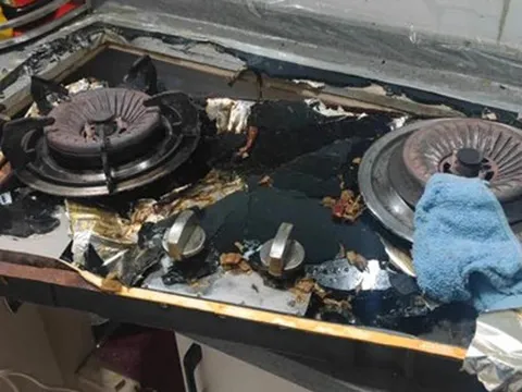 Nấu ăn đừng làm 3 việc này bên cạnh, coi chừng “nổ tung” cả gian bếp