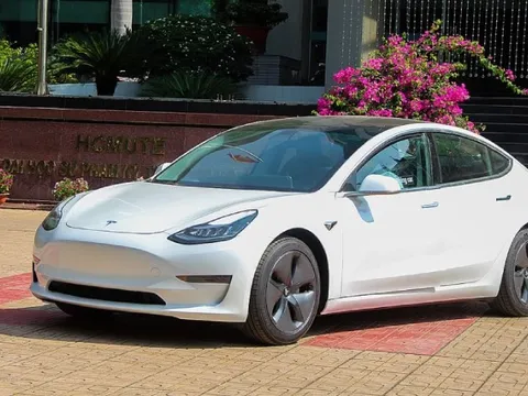 Doanh số xe điện toàn cầu chững lại, Tesla đối mặt nhiều thách thức 0