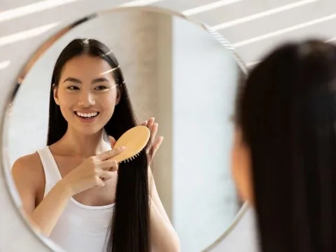 6 việc làm trước khi ngủ để tóc không xơ rối vào buổi sáng