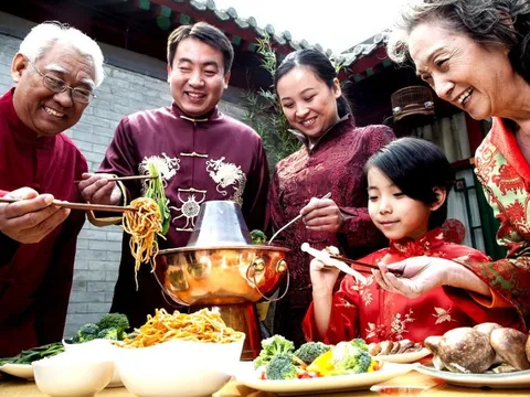 Vì sao người Trung Quốc thích ăn lẩu?