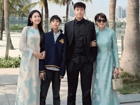 Mẹ vợ Đoàn Văn Hậu tiếp tục gây chú ý