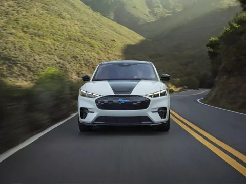 Lý do Ford thu phí tính năng quen thuộc trên xe điện 0