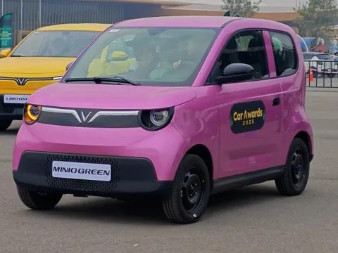 Vinfast Minio Green và EC Van: Cặp đôi xe điện mini thực dụng 0