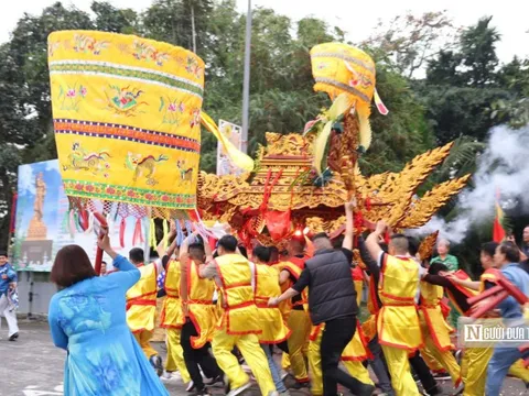 Hàng nghìn người về khai hội Từ Lương Xâm