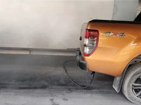 Có cần lo ngại hỏng động cơ vì bài test 'đạp thốc ga' khi đăng kiểm? 0