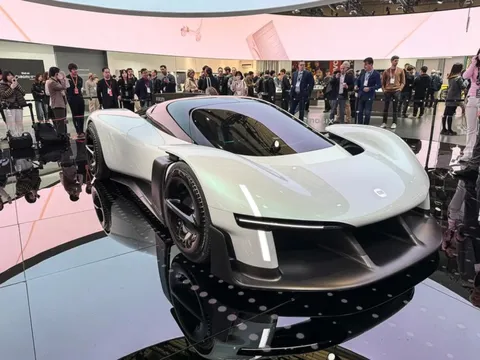 Cận cảnh siêu xe điện 'hoang dã' của Xiaomi tại MWC 2026 0