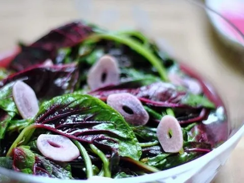 Loại rau là “mỏ sắt” của mâm cơm Việt, bổ máu hơn thịt bò