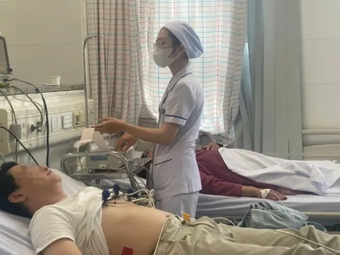 Nhiều người nhập viện nghi ngộ độc bánh mì: Bộ Y tế yêu cầu điều tra, xử lý 0