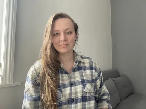 Kiểu tiết kiệm giúp cô gái trả nợ mua nhà sau 2 năm: Tắm vòi sen 2 phút, ít giặt