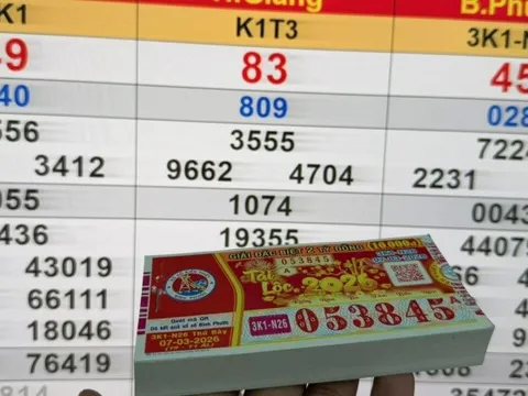 Mua 160 tờ vé số ít phút trước khi quay thưởng, khách bất ngờ trúng hết: Hé lộ số tiền thưởng