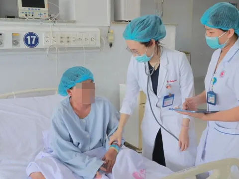 Sốt cao, uể oải tưởng cảm cúm, người phụ nữ suýt chết vì 'sát thủ' não mô cầu