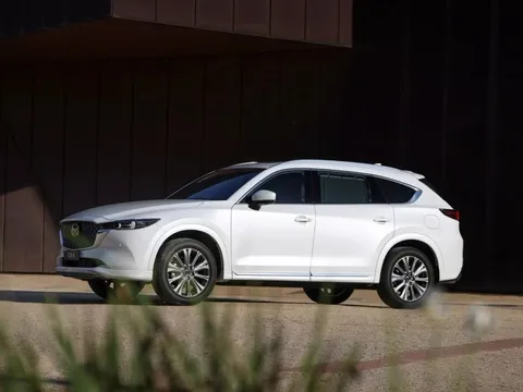 Bảng giá xe Mazda CX-8 mới nhất tháng 3/2026