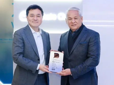 Whale Cloud nhận được Giải thưởng Đối tác xuất sắc từ DITO Telecommunity tại MWC Barcelona