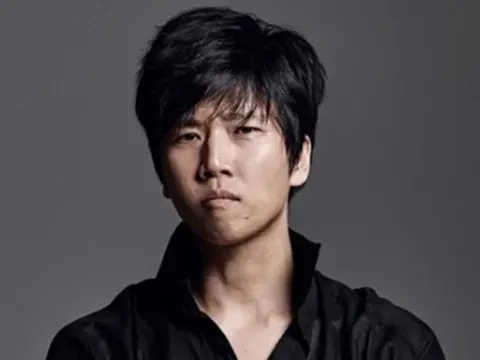 Nam ca sĩ nổi tiếng bị bắt khẩn cấp