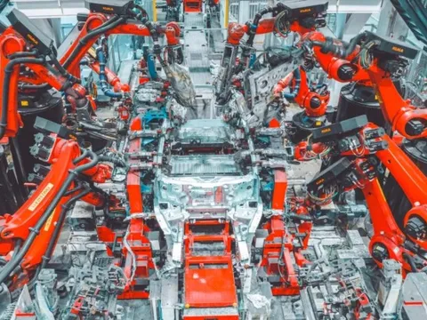 Nguy cơ thiếu chip nhớ phủ bóng ngành xe điện Trung Quốc